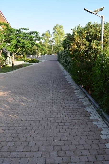 Villa εύη