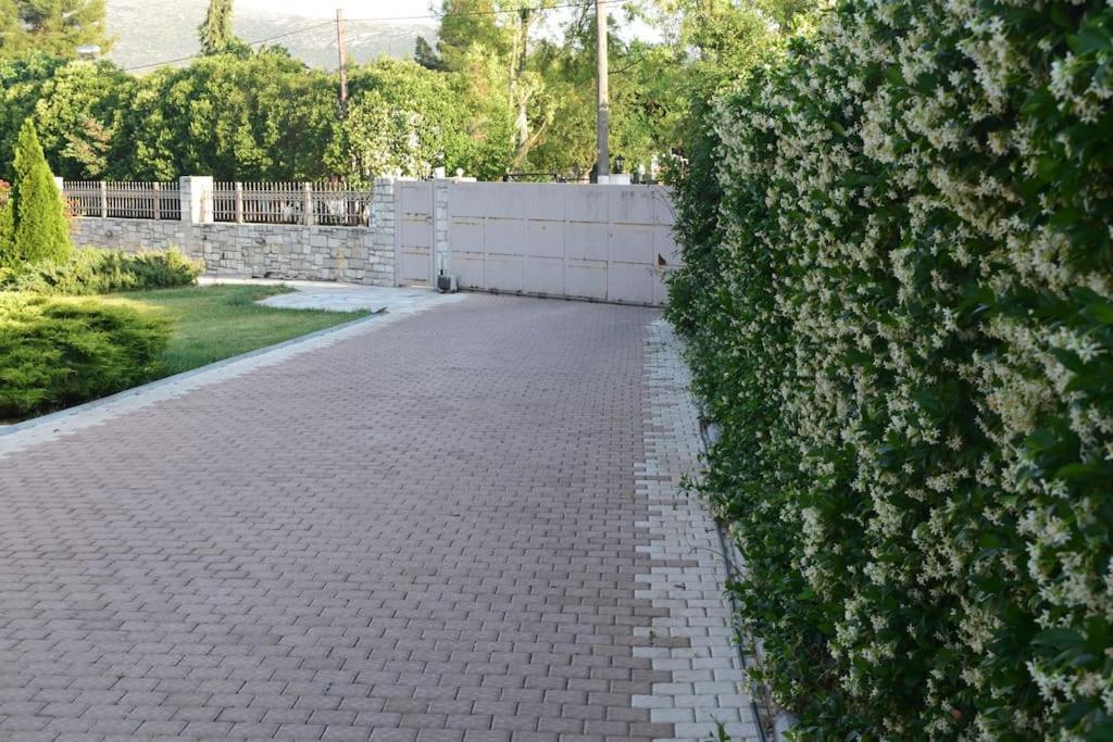 Villa εύη *