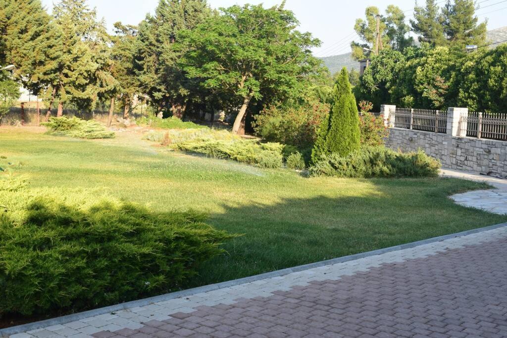 εύη Villa Lygourio
