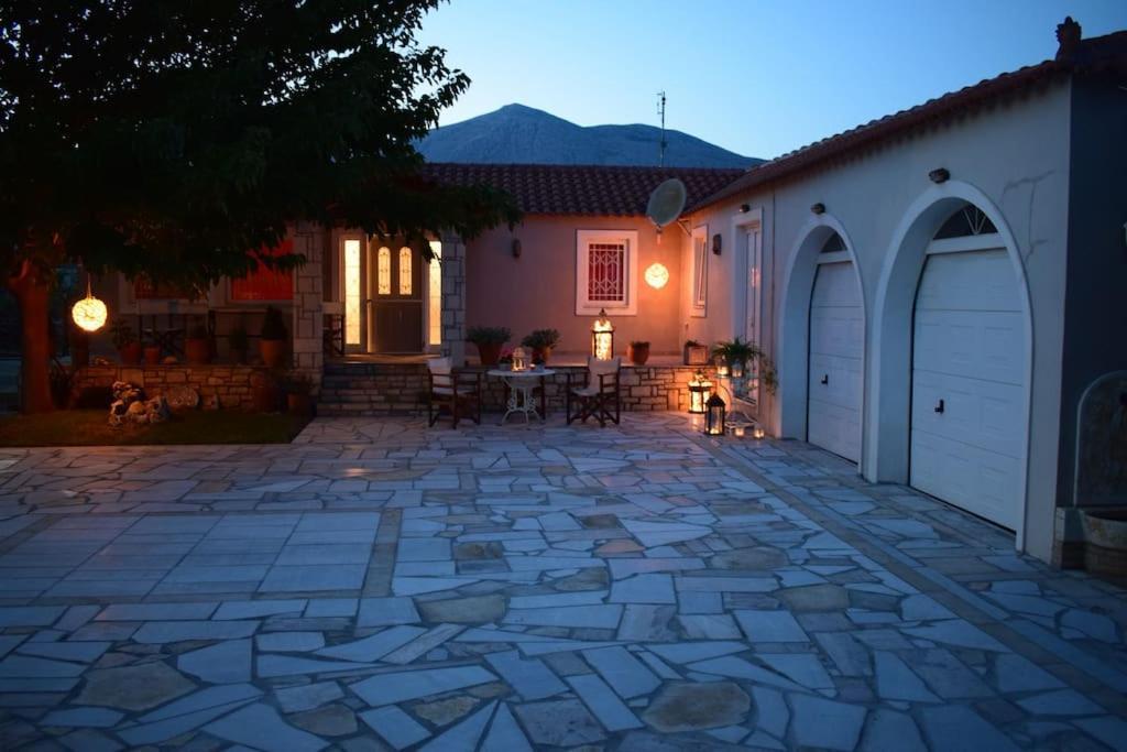 Villa εύη Lygourio