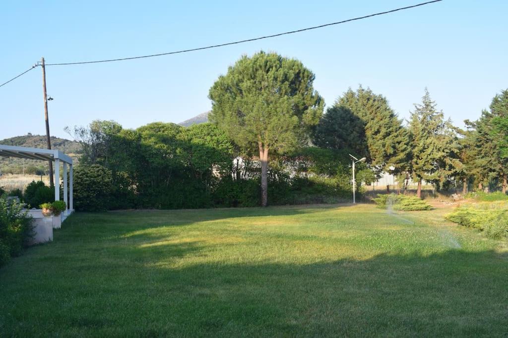 Villa εύη